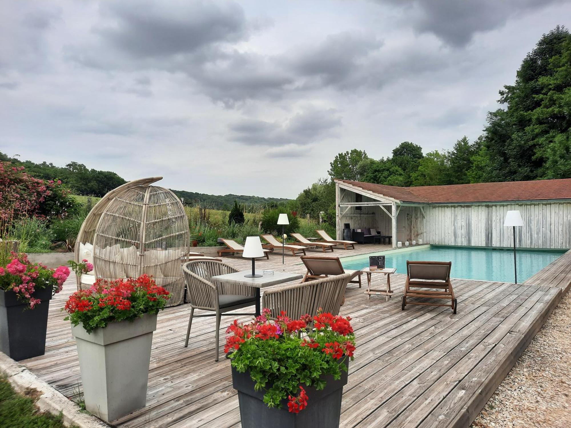 Charme Au Fil De L'Eau Hotel Vendieres Buitenkant foto