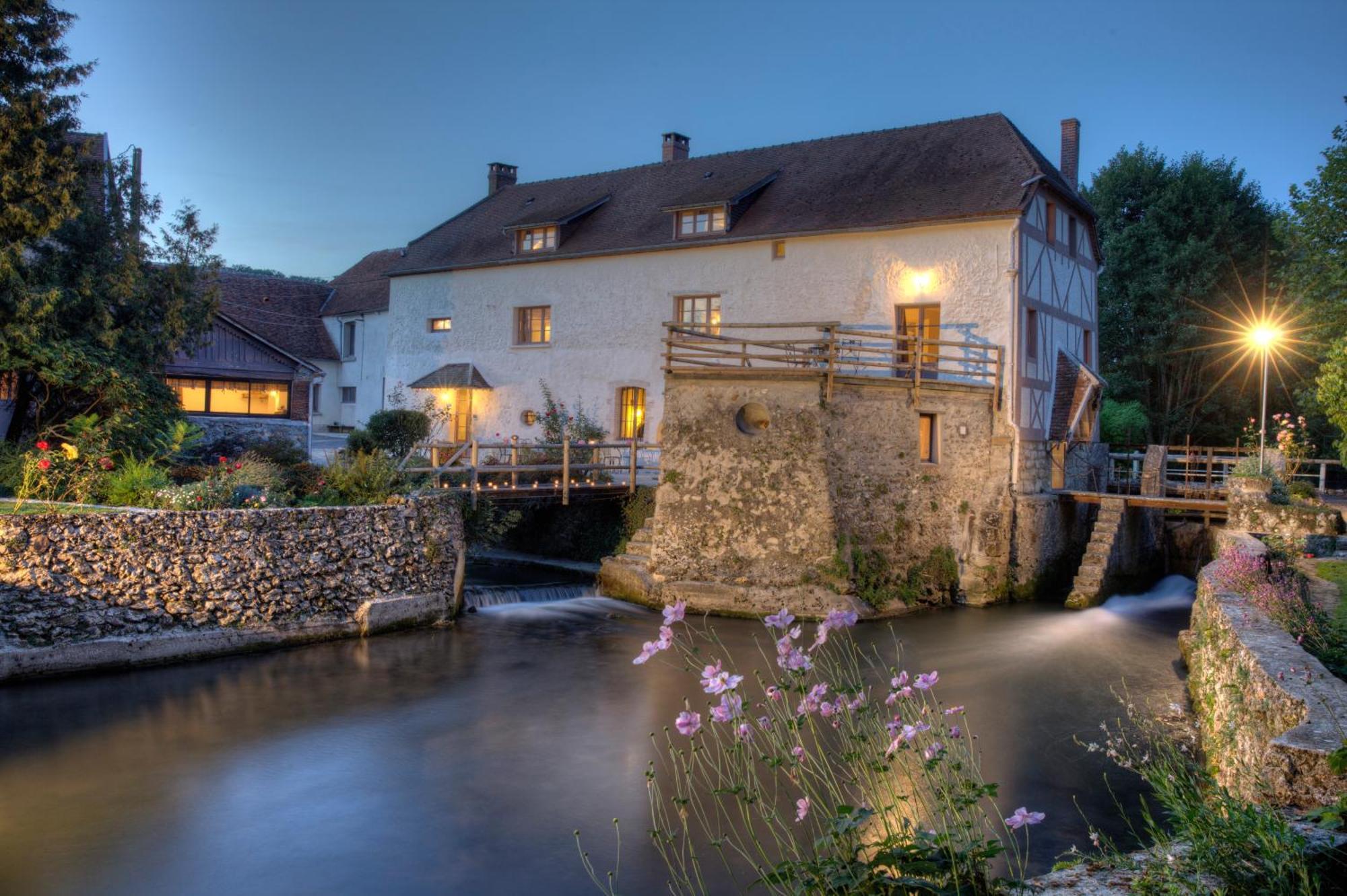 Charme Au Fil De L'Eau Hotel Vendieres Buitenkant foto