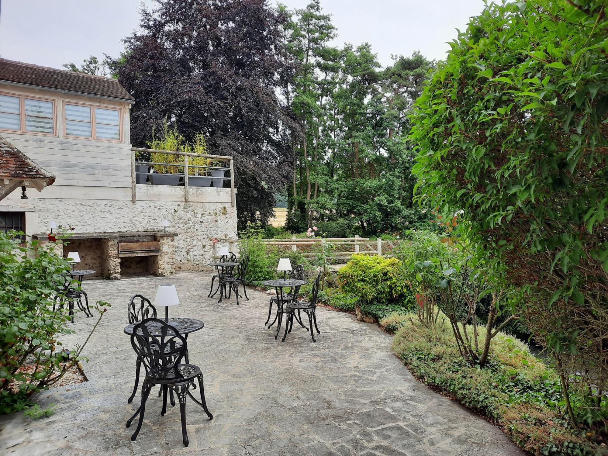 Charme Au Fil De L'Eau Hotel Vendieres Buitenkant foto